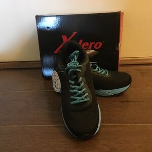 Xelero Genesis II, women’s 7.5, NWT